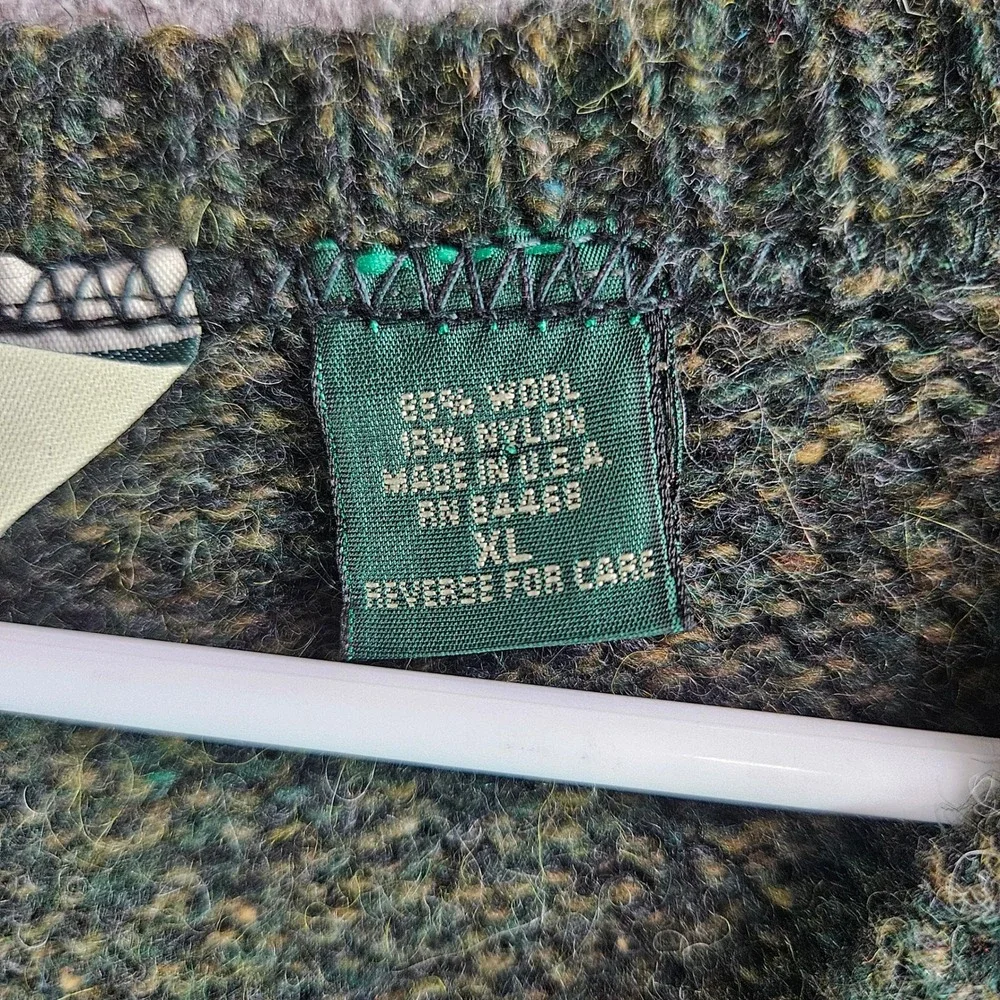 GH Bass Mens XL V-Neck Sweater Vest Dark Green Wool Blend Marl Made in USA
